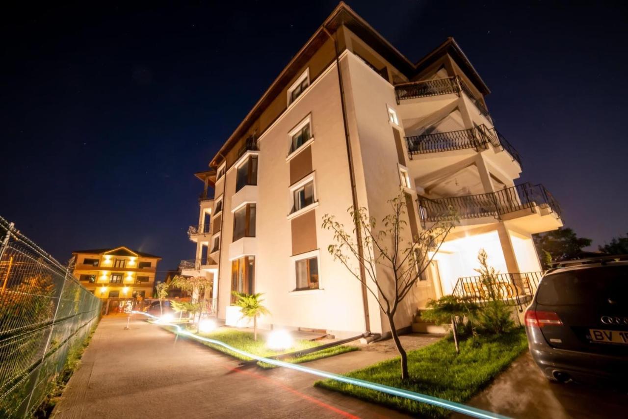 Breeze Villa Mamaia Nord Navodari Ngoại thất bức ảnh