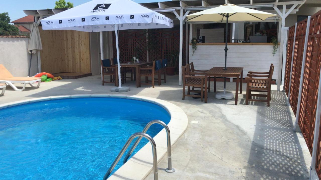 Breeze Villa Mamaia Nord Navodari Ngoại thất bức ảnh